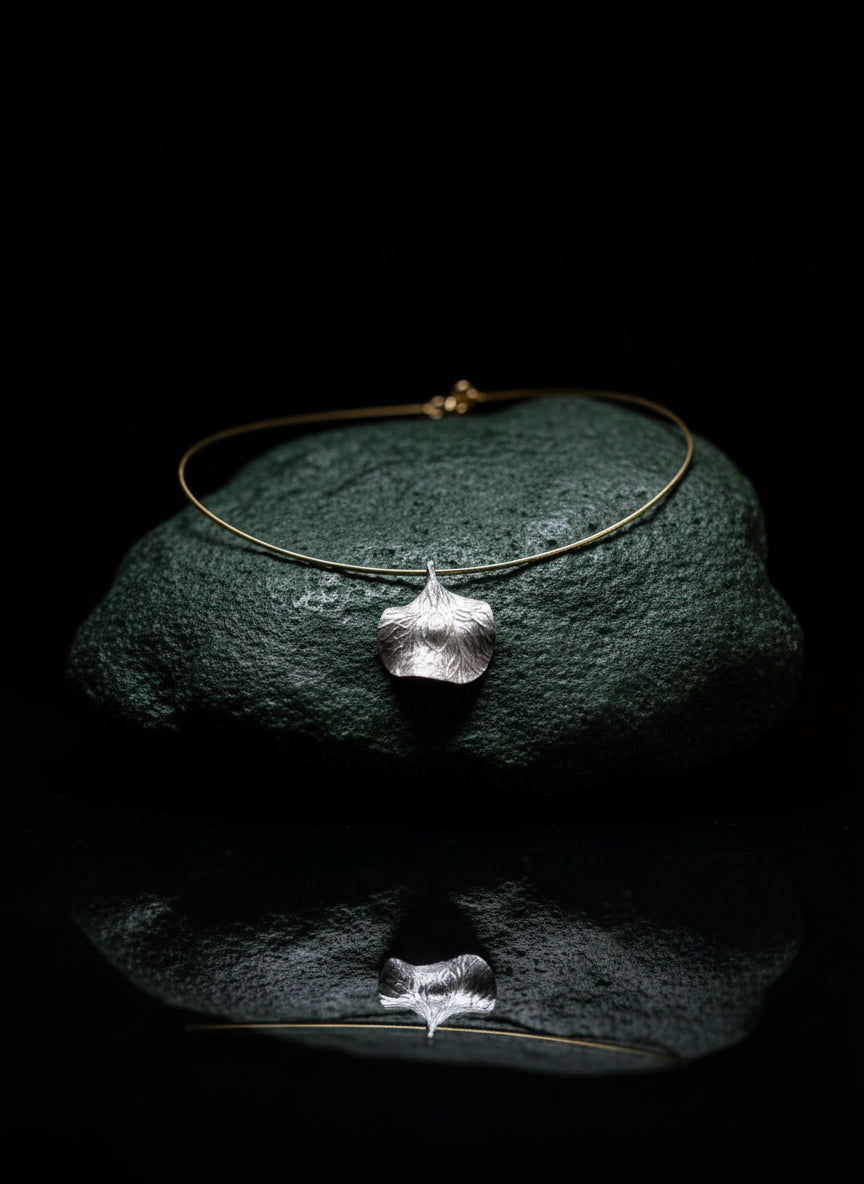 Irregular Choker Necklace