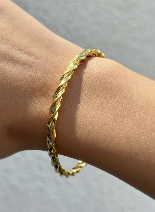 925 Twist Bangle