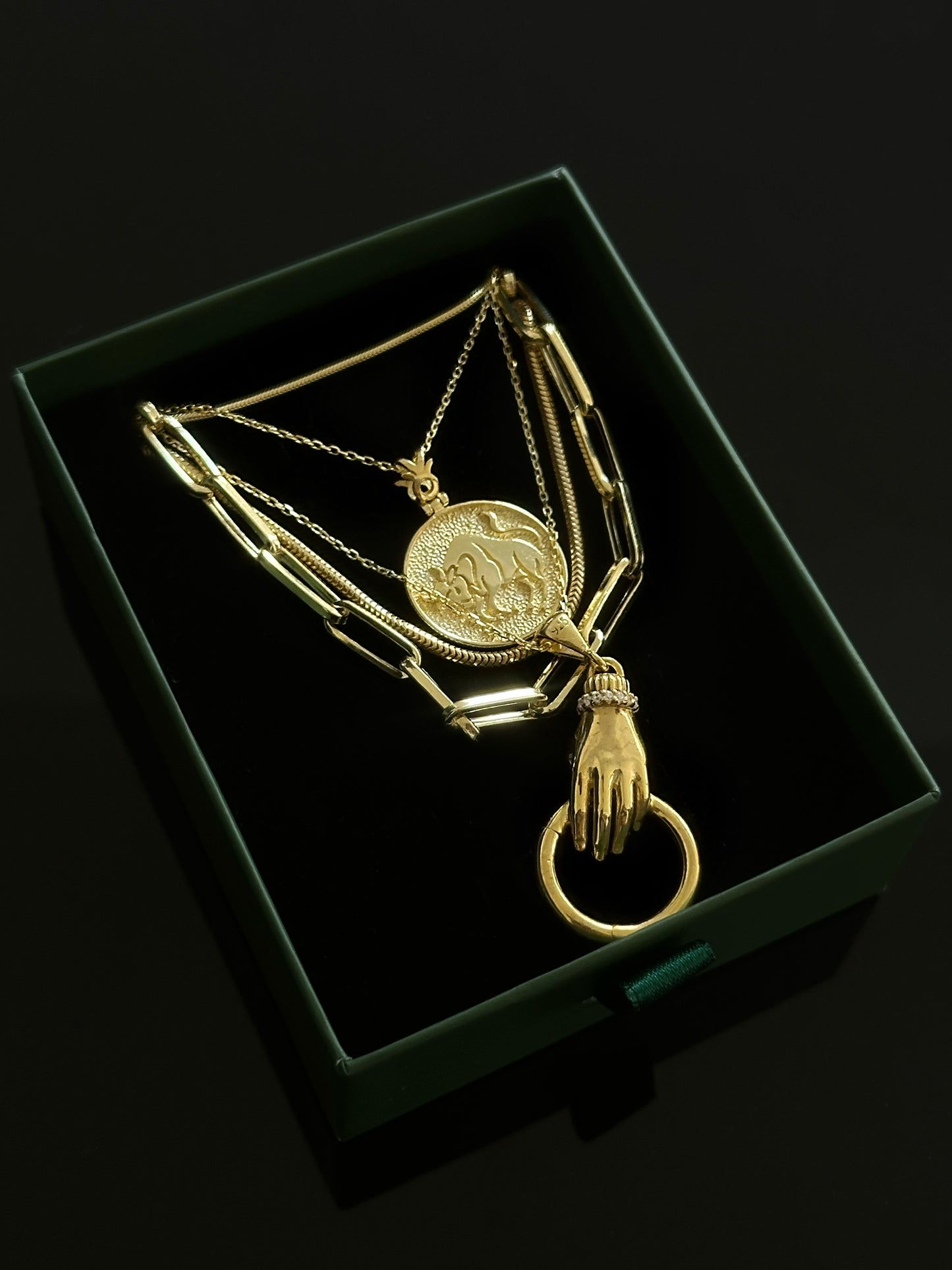 Zodiac sign plaque necklace