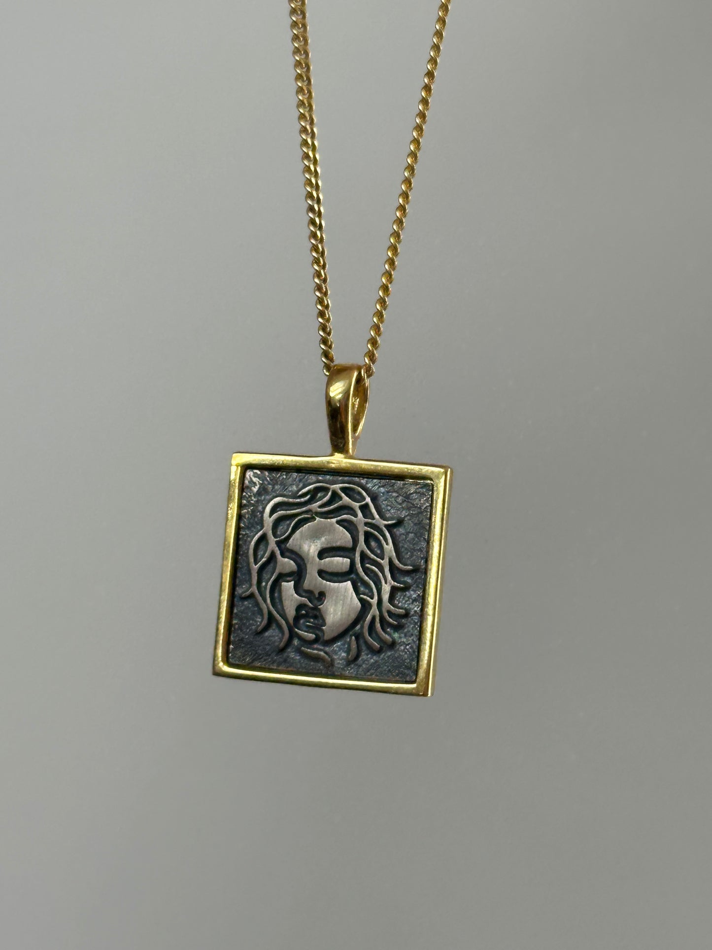 925 abstract face square pendant necklace