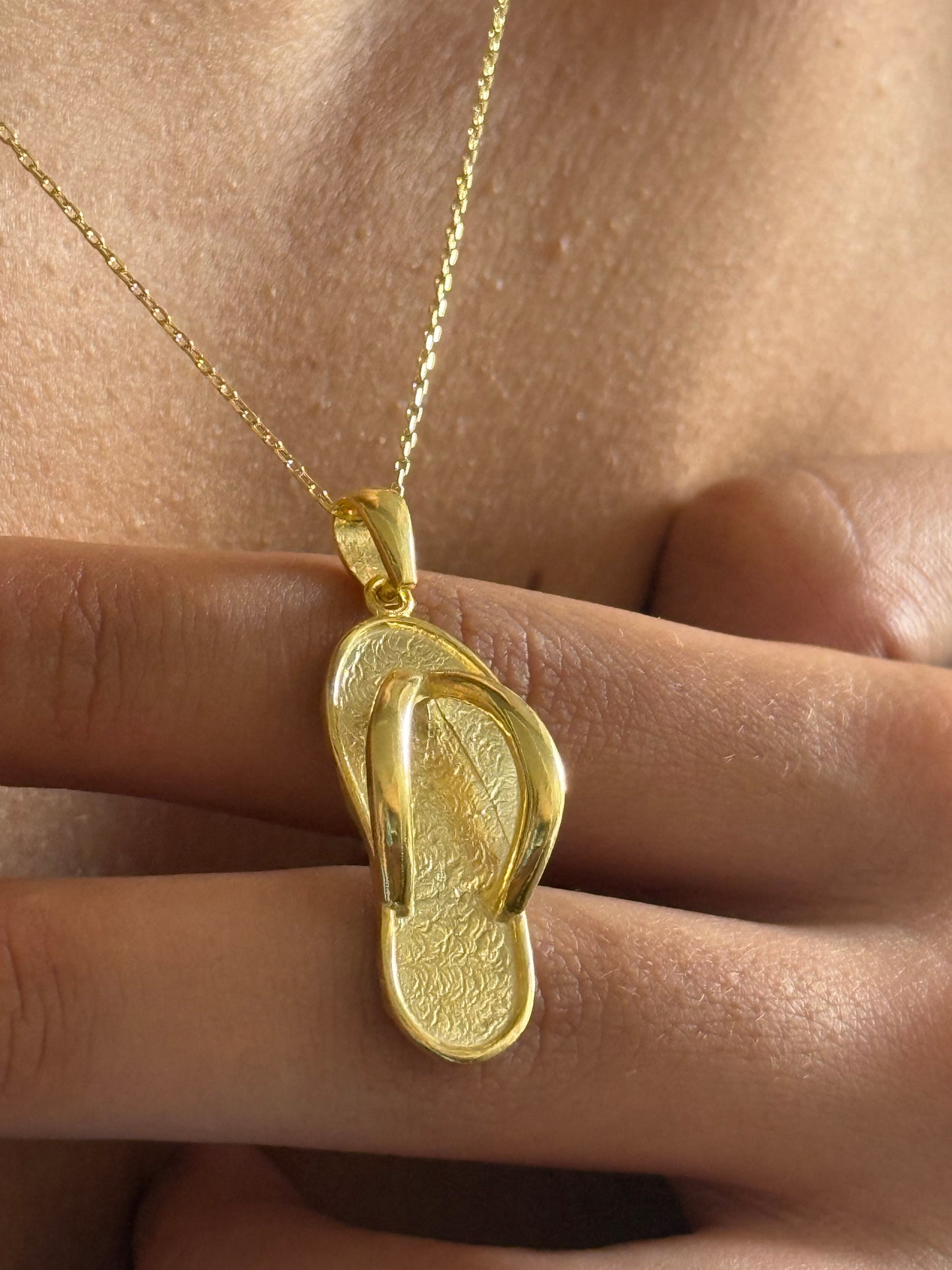 Solé Necklace