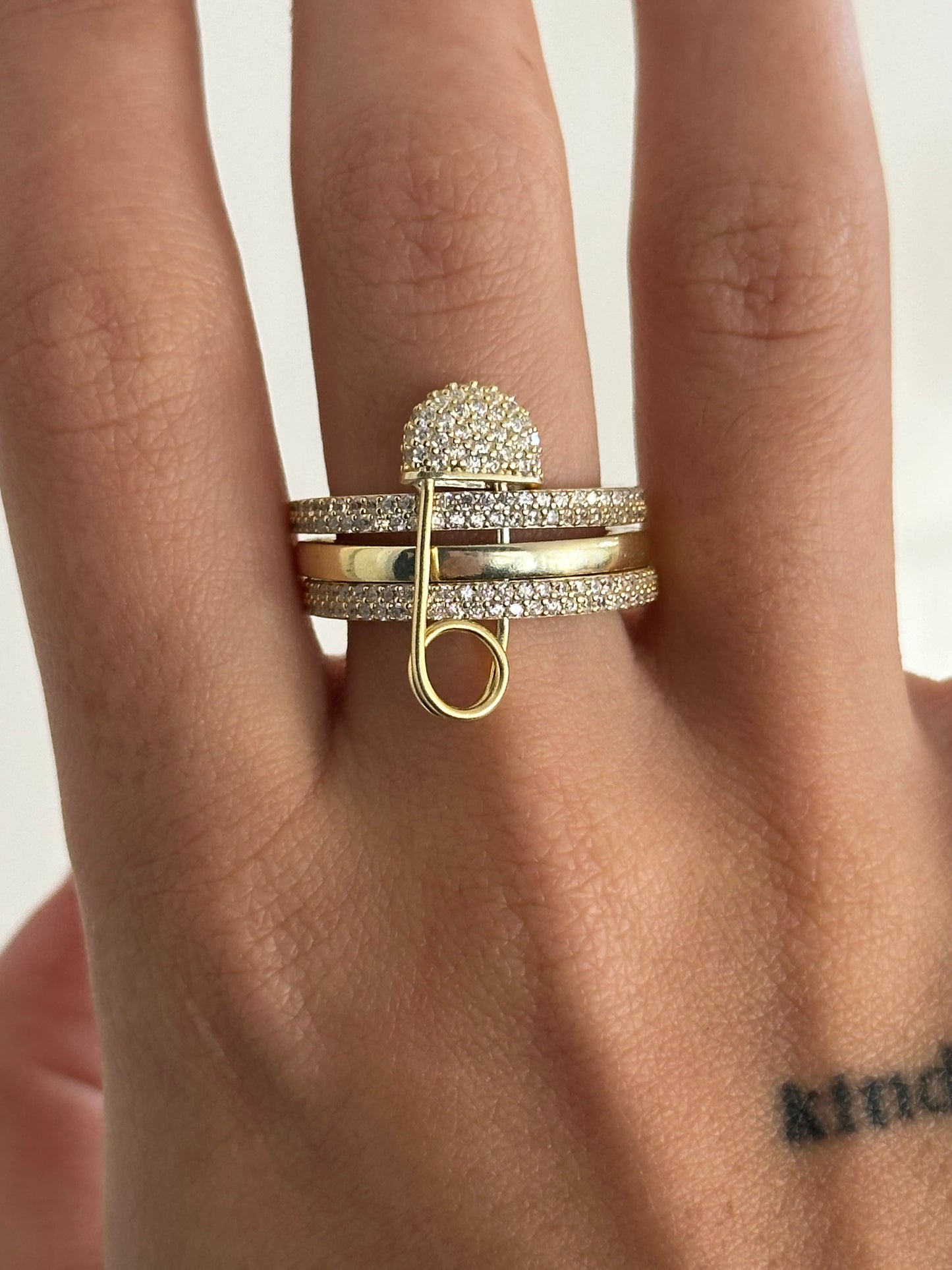 925 Tiron Ring