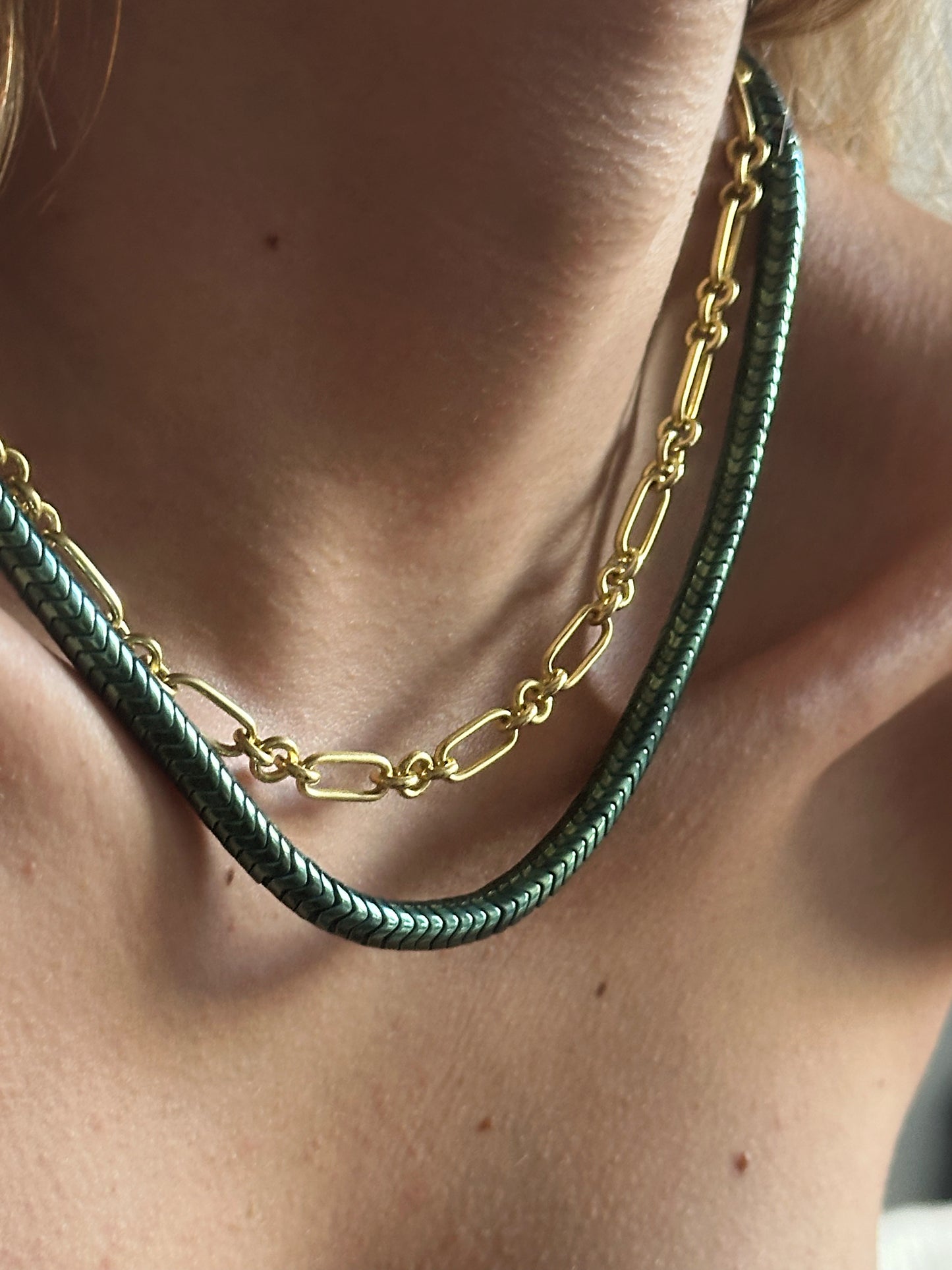 Nexa chain necklace