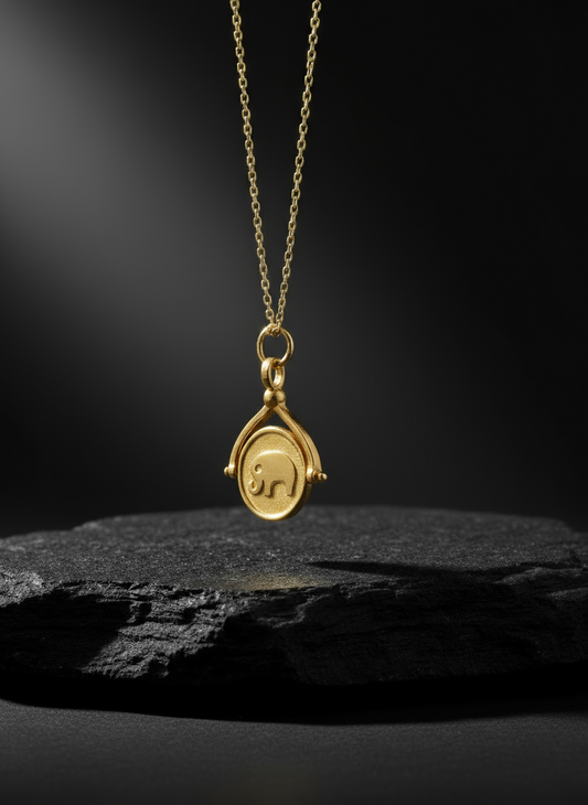 The 925 Rotate Luck necklace