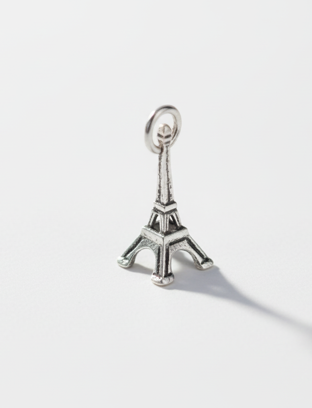 Eiffel Kulesi Charm