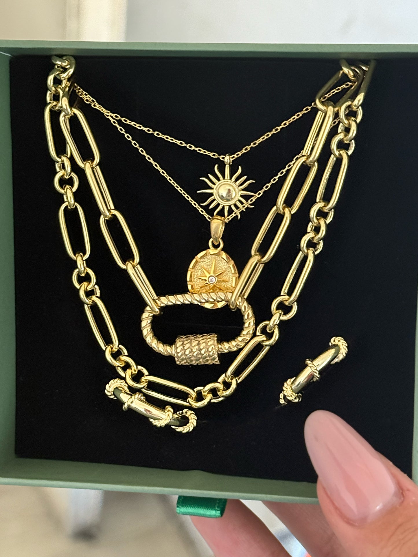 Klayra charm zincir kolye