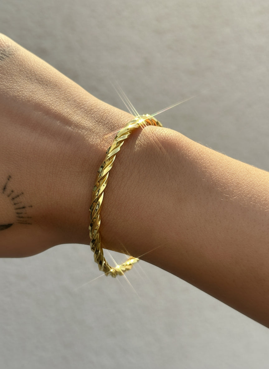 925 Twist Bangle
