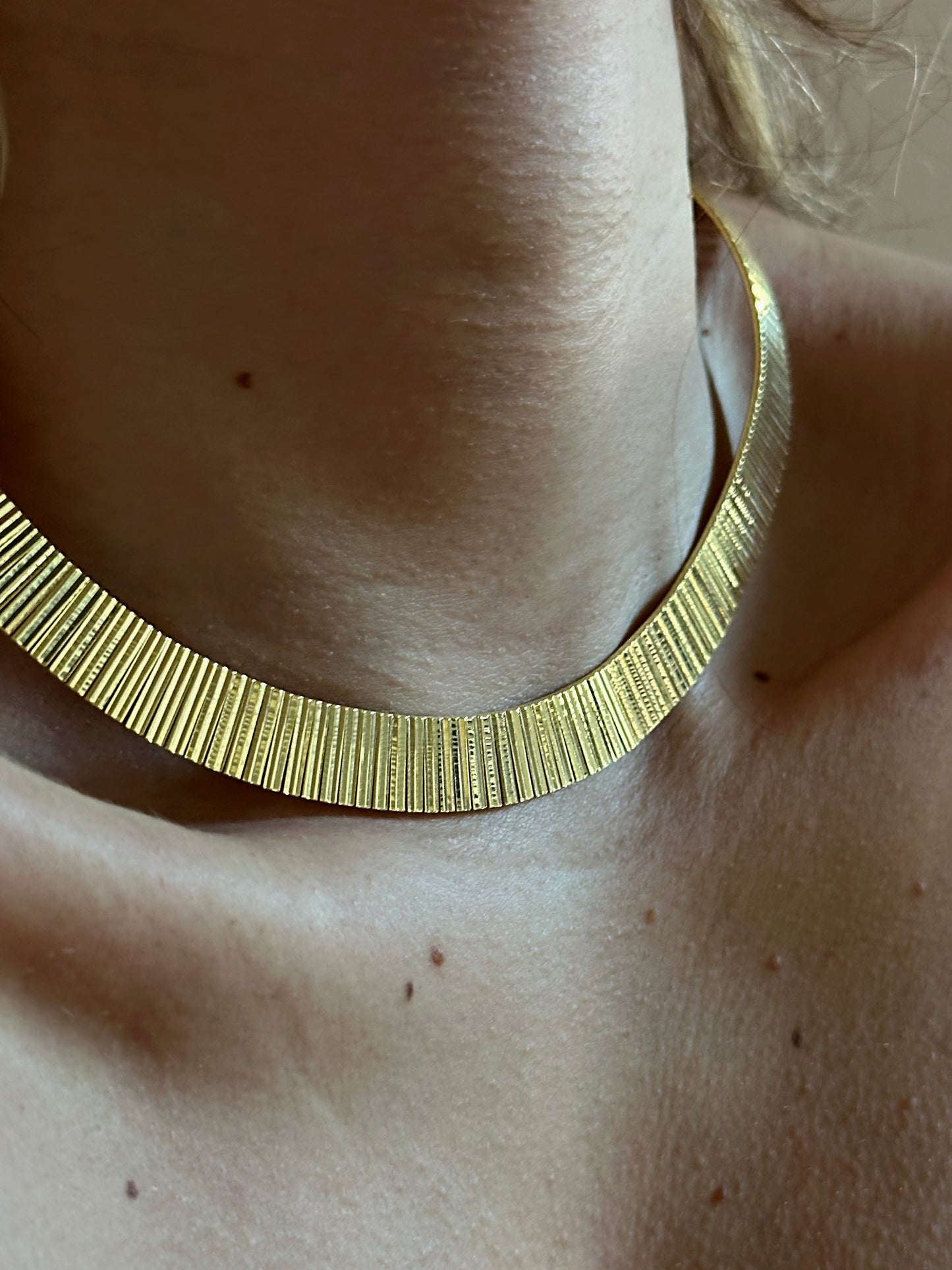 925 Hera’s Grace Choker