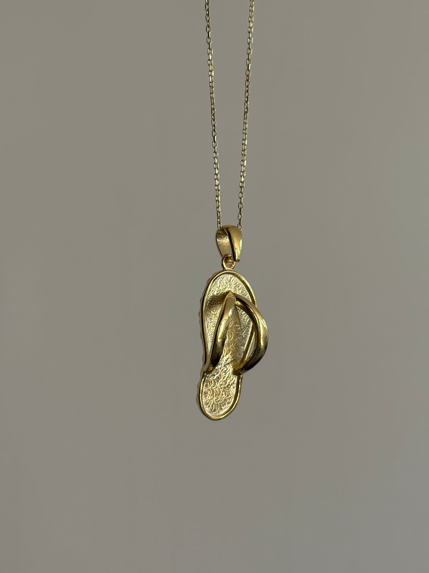 Solé Necklace