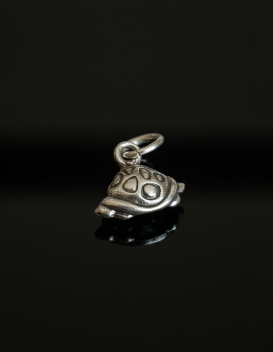 Snail charm