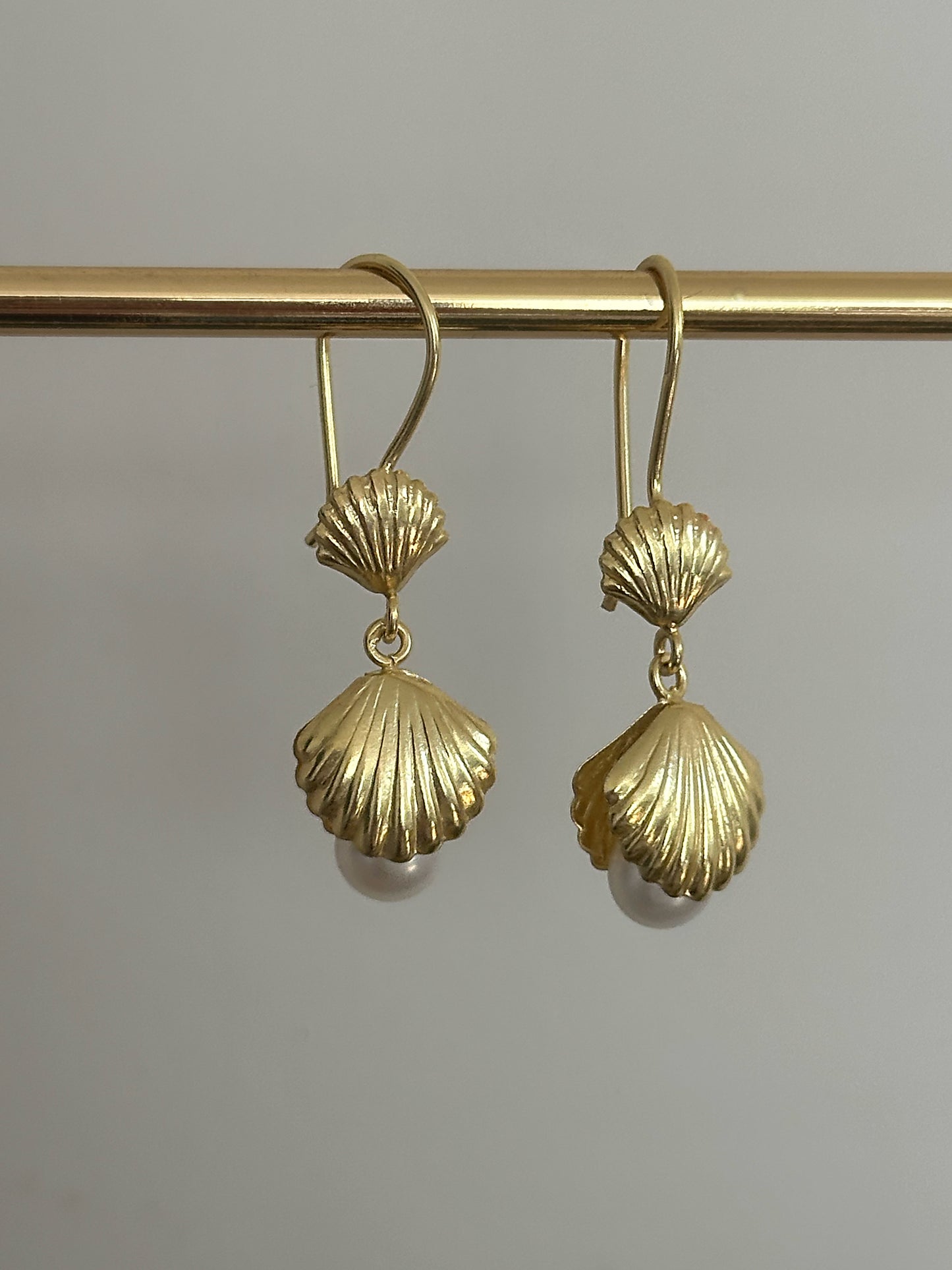 Shelora earrings