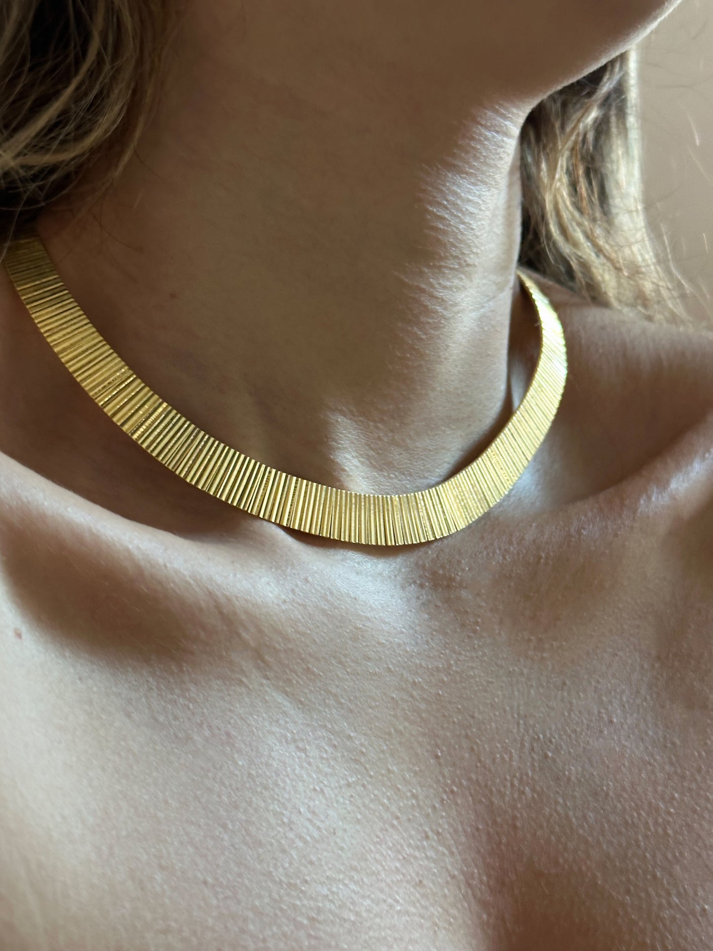 925 Hera’s Grace Choker