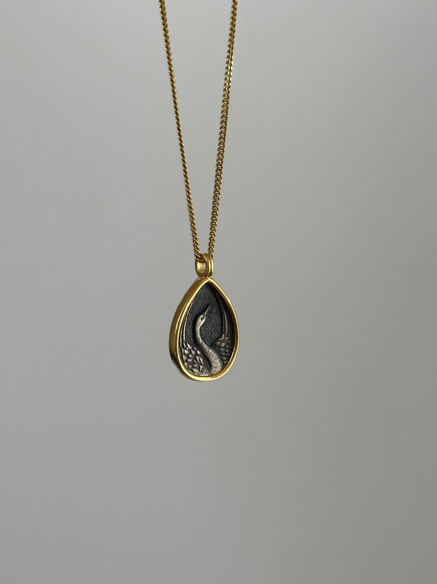 925 crane bird teardrop