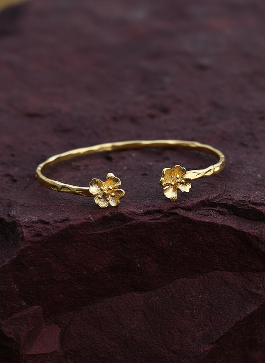 925 Rare Flower Bracelet