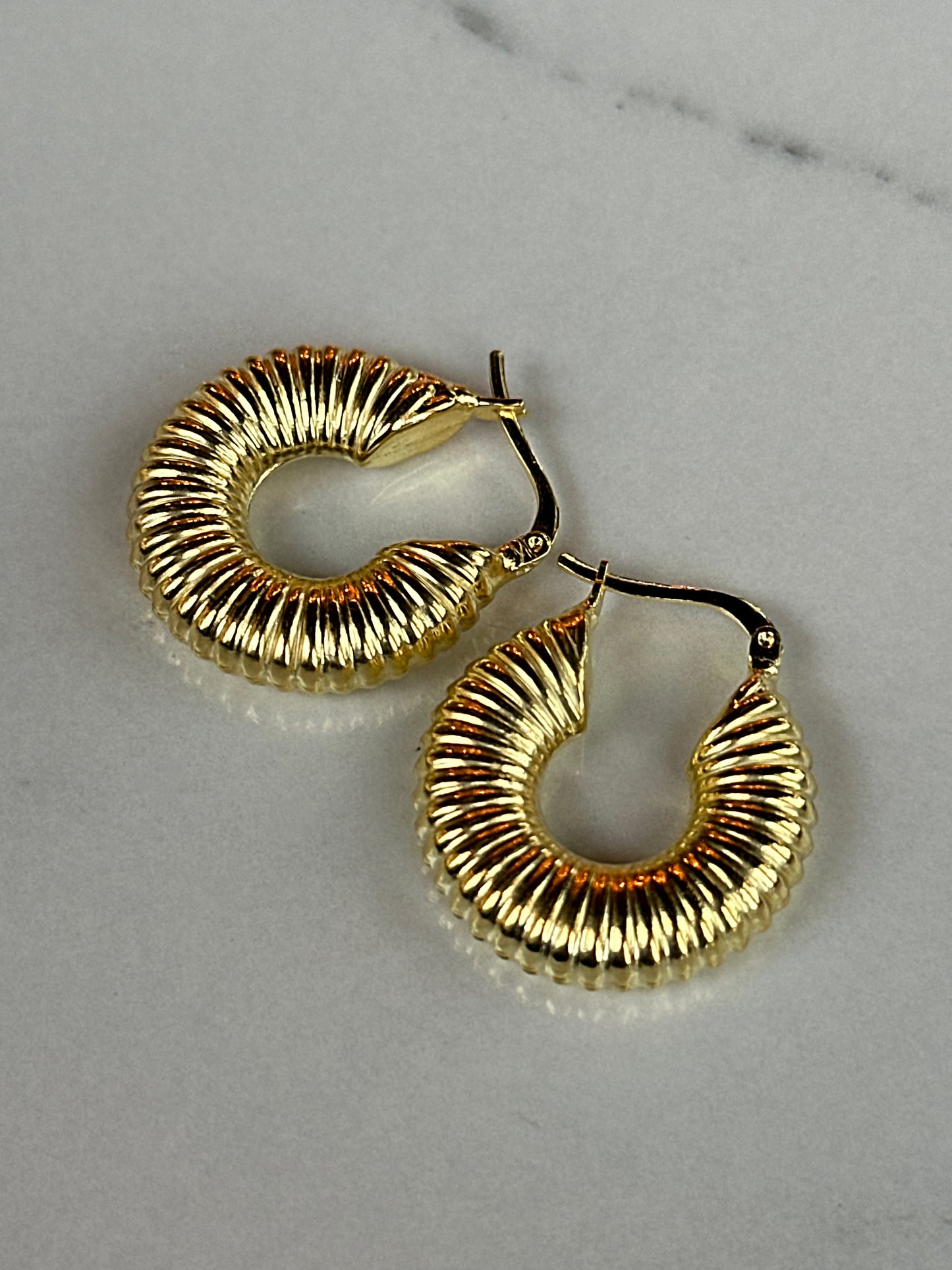 925 Caterpillar Hoop earring