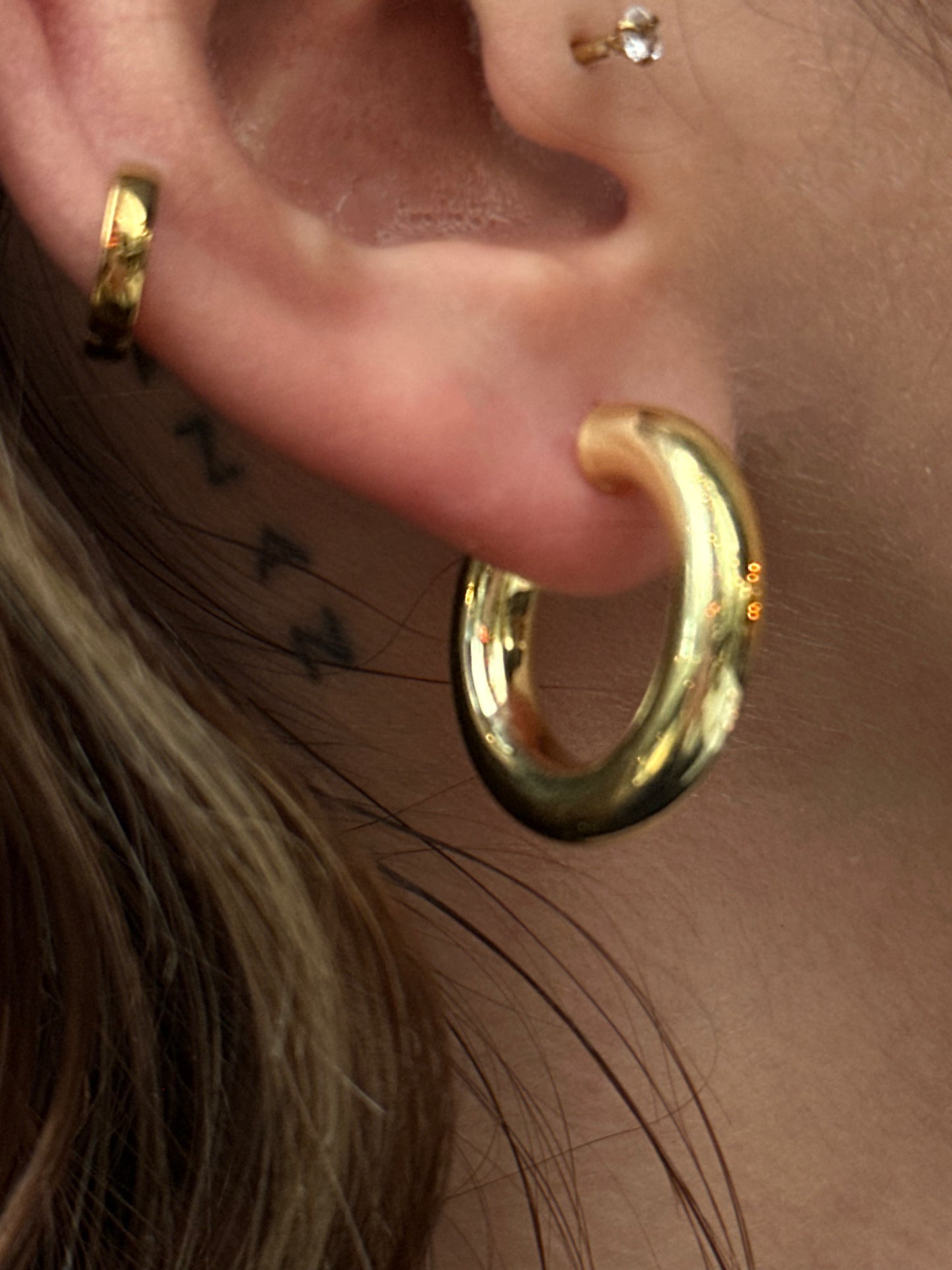 925 Undone Hoop earring
