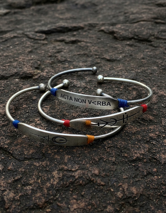 The 925 Acta Non Verba Handcuff