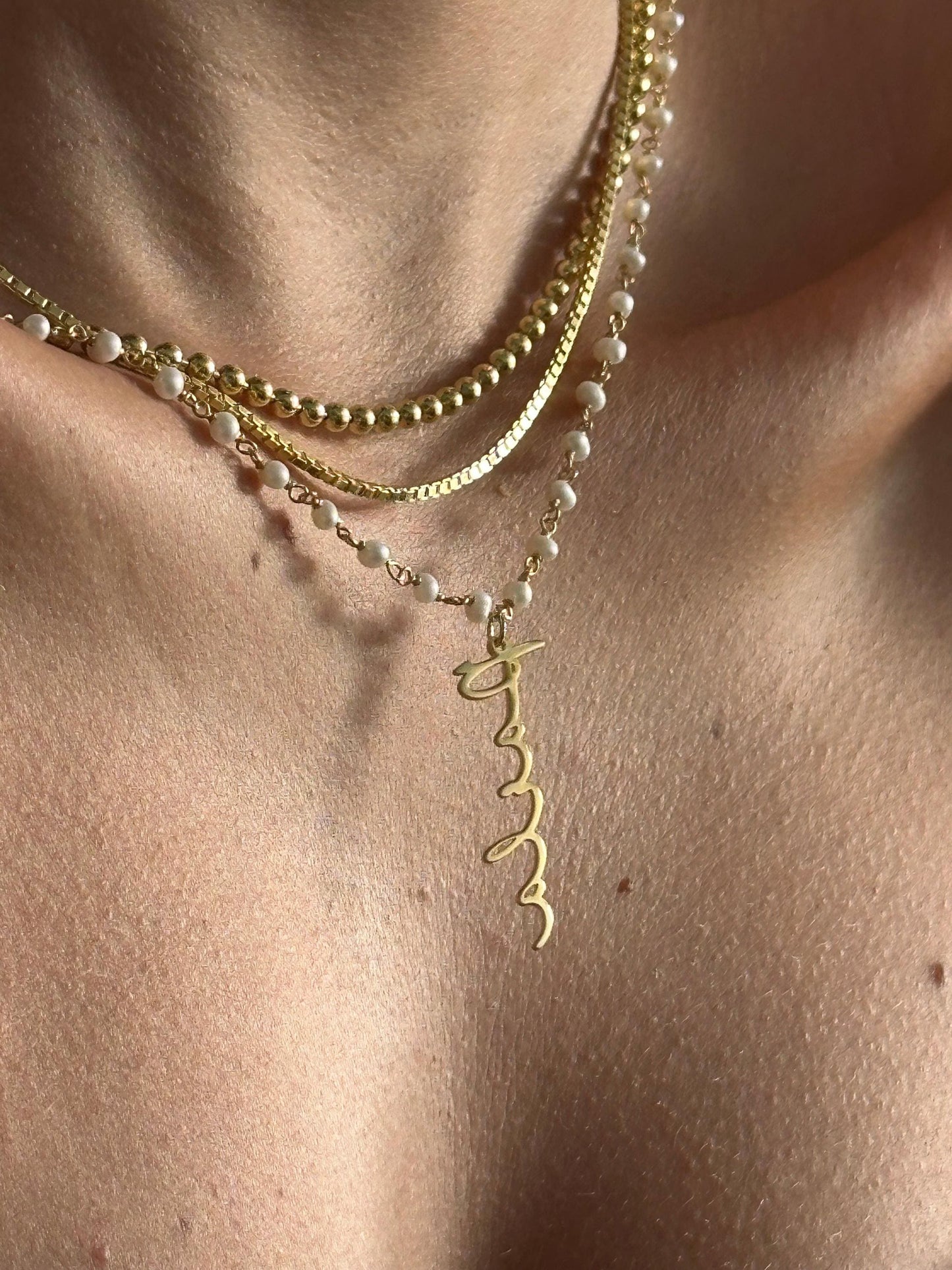 The 925 customized pearl name necklace