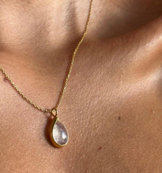 The 925 Moonstone necklace