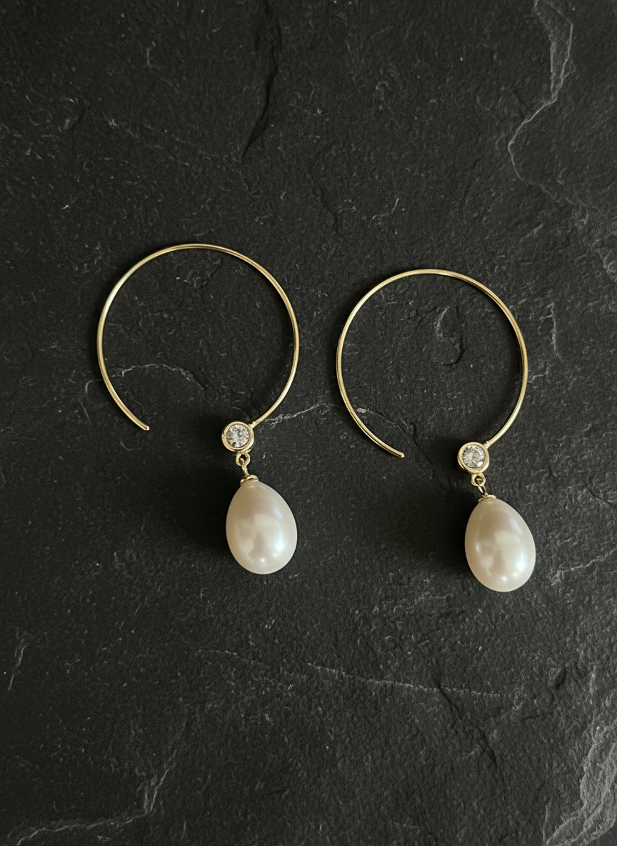 The 925 Pearl circle earrings