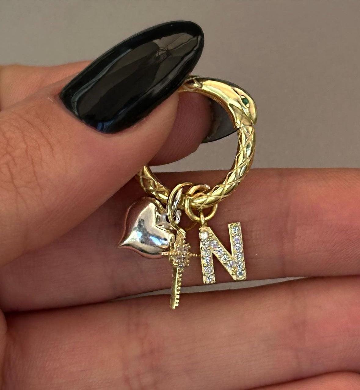 The 925 venom charm lock