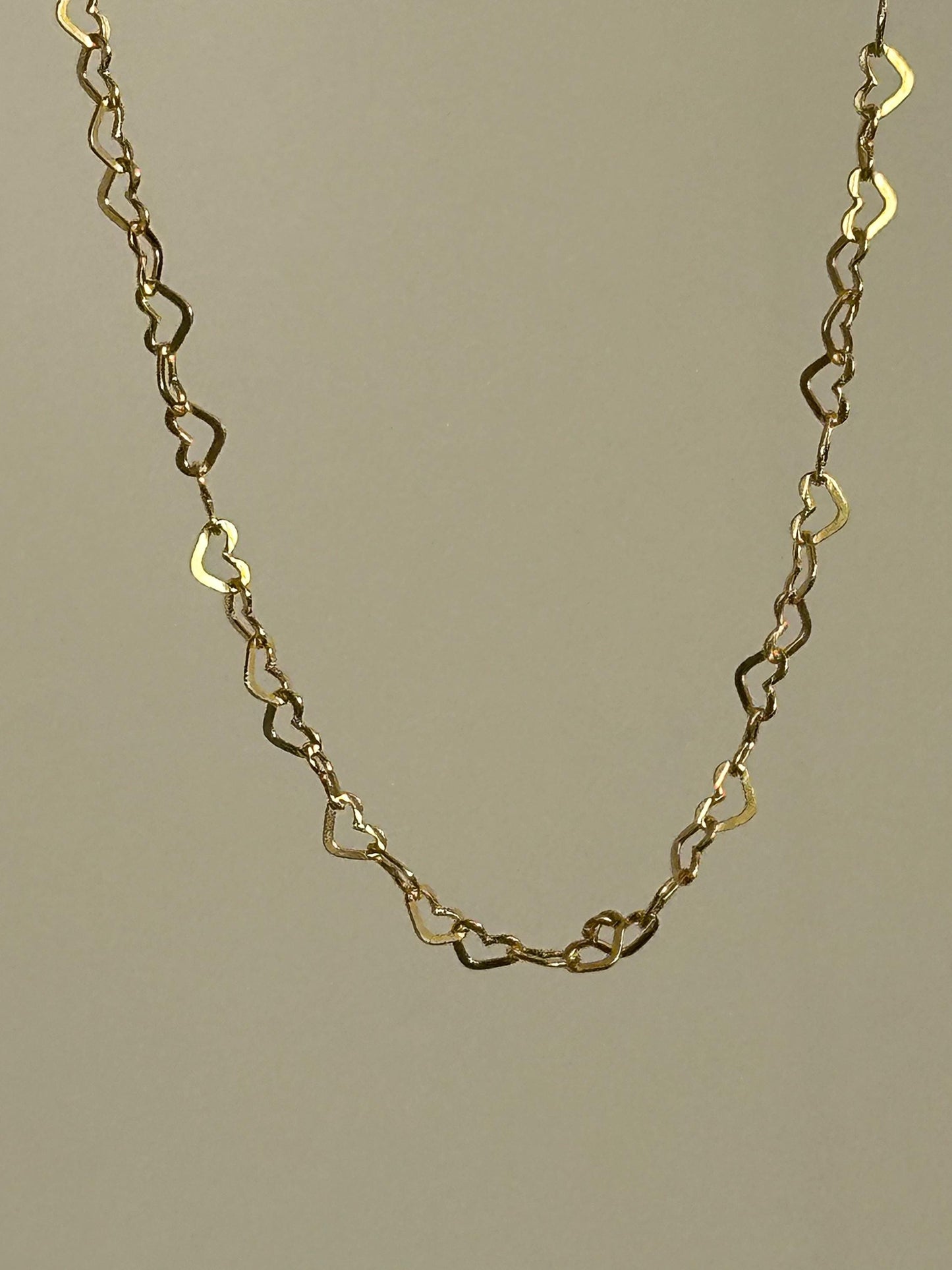 The 925 Heart chain