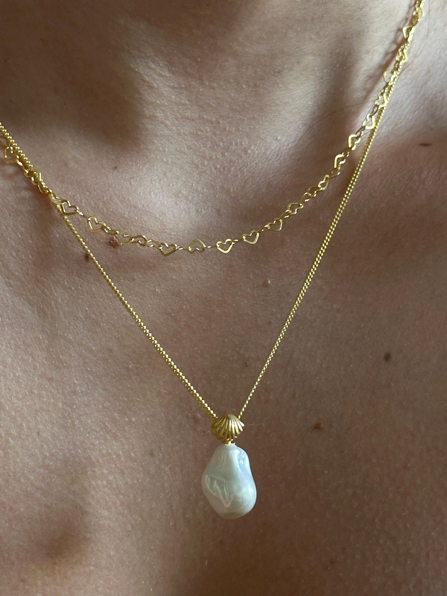 The 925 Heart chain