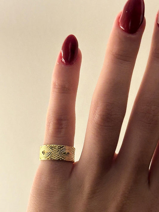 The 925 Eye protection little finger ring