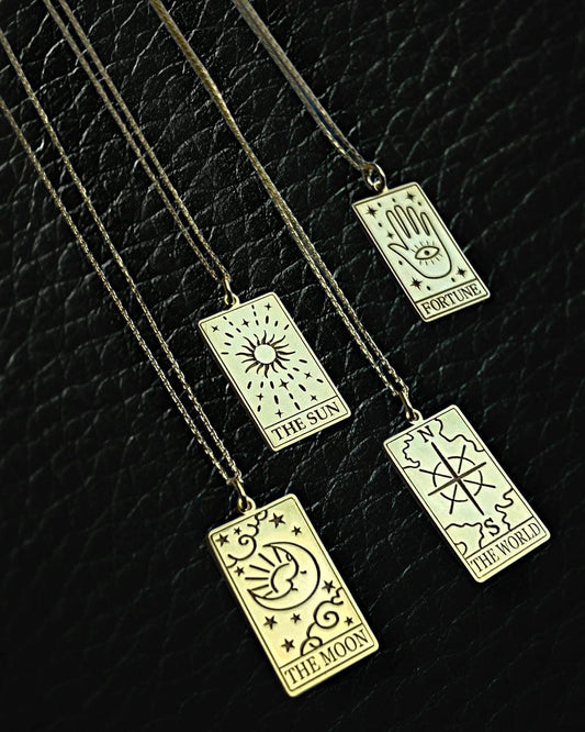 The 924 Tarot cards necklace