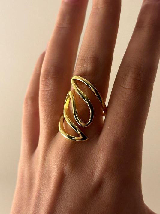The 925 Leaf Breeze ring