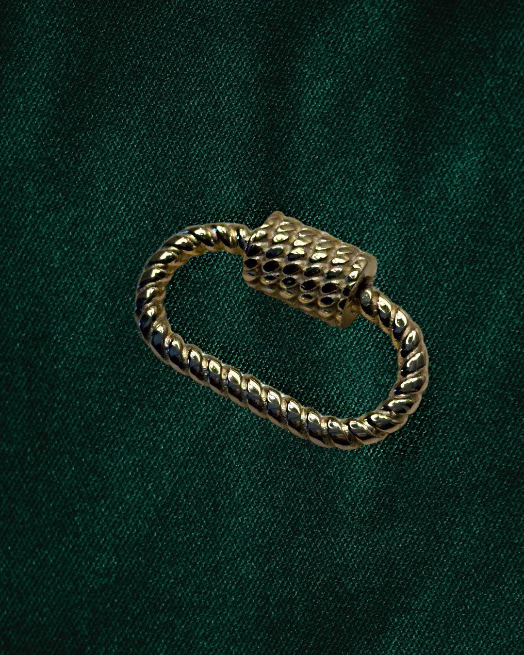 The 925 Laila Charm Lock