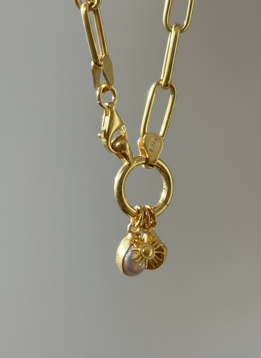 Güneş Enerjisi Charm kolye