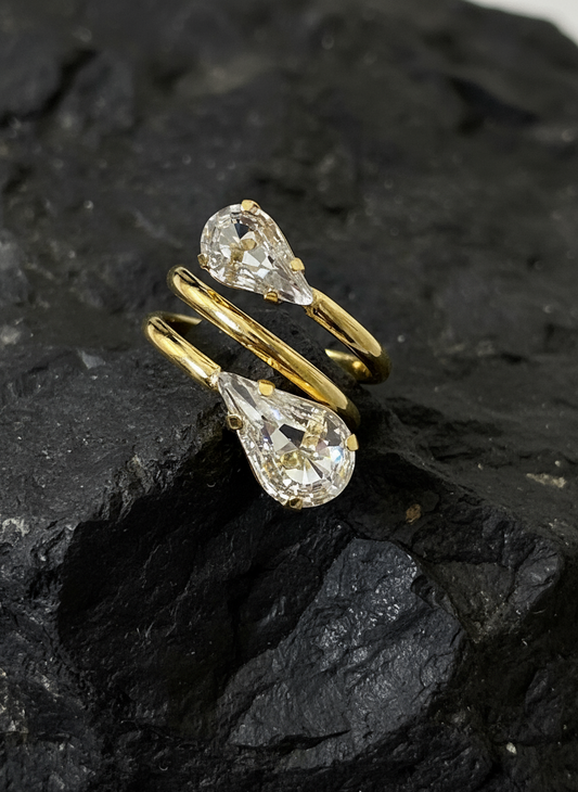 The 925 Swarovski Grace ring