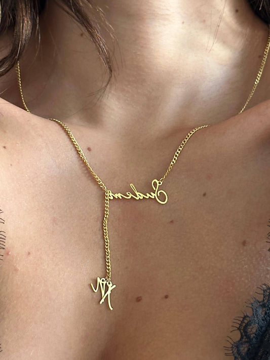 The 925 Gourmet name+ Flow letter necklace