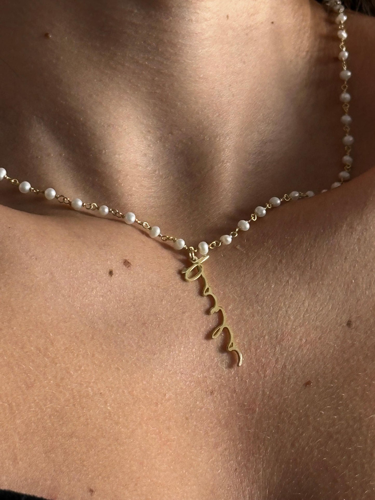 The 925 customized pearl name necklace