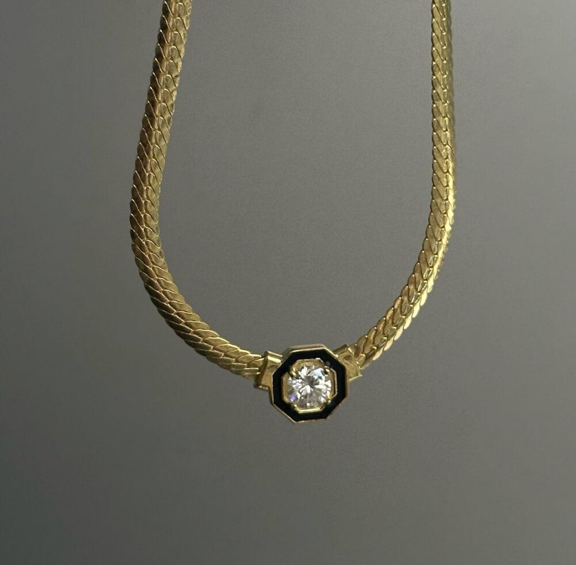 The 925 tiara necklace