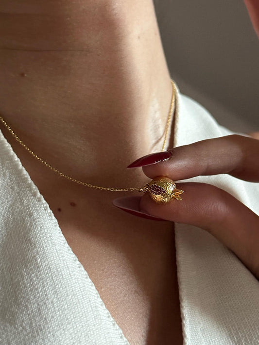 The 925 Pomegranate necklace