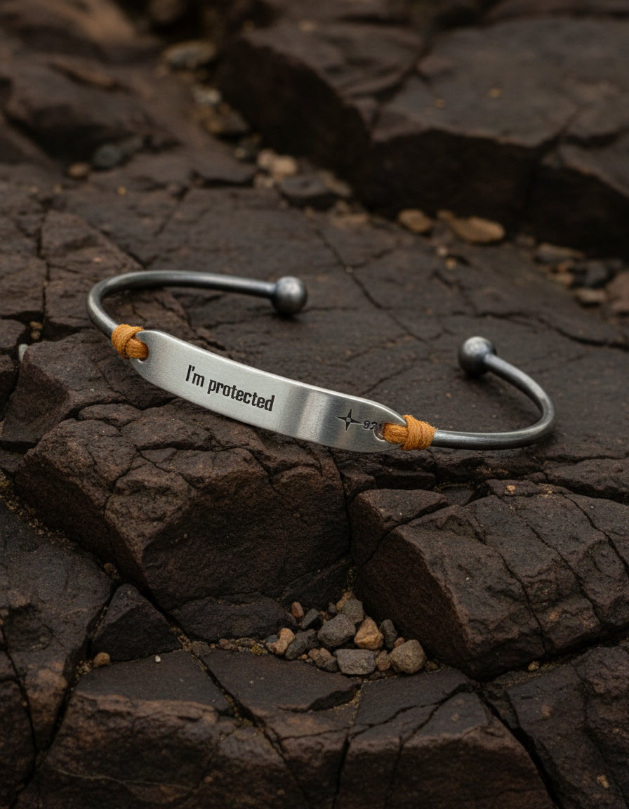 The 925 Protect Handcuff