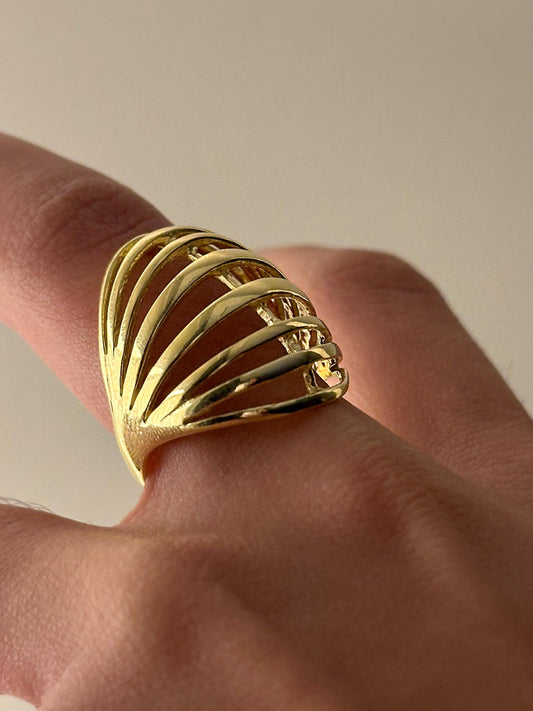 The 925 Goldan Wave ring