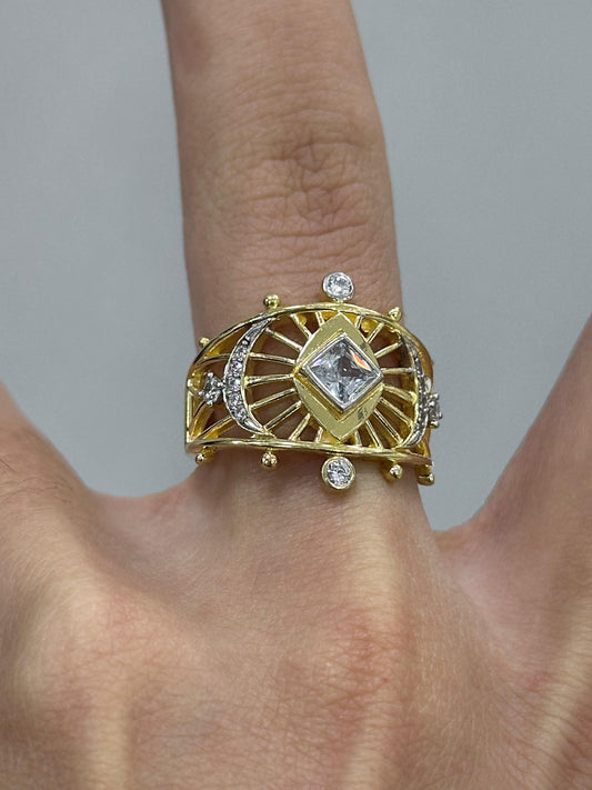 The 925 Hilluma Gaze ring