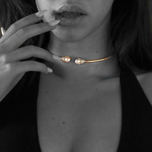 The 925 Antique Pearl Choker
