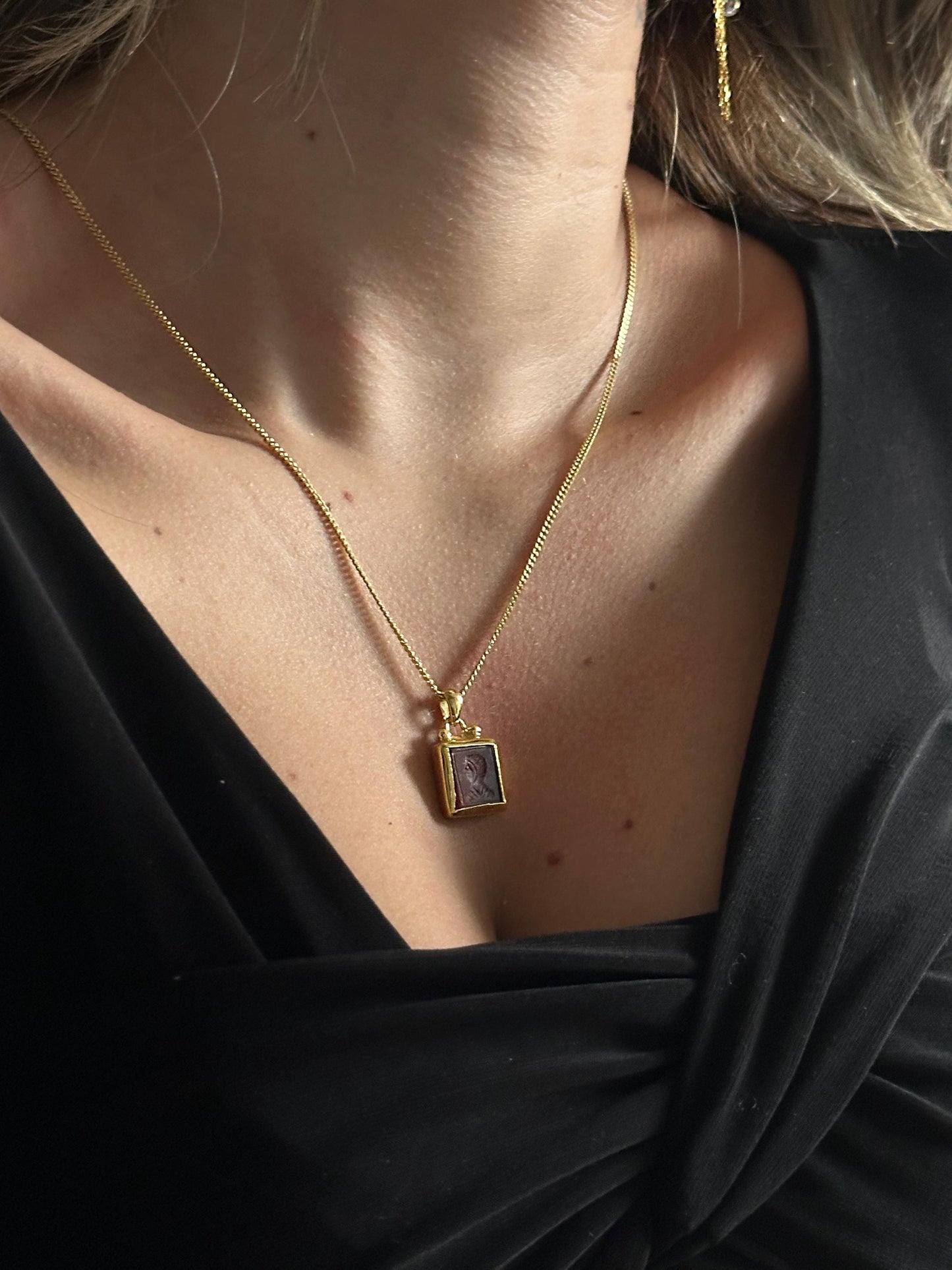 The 925 Square Chivalry Necklace