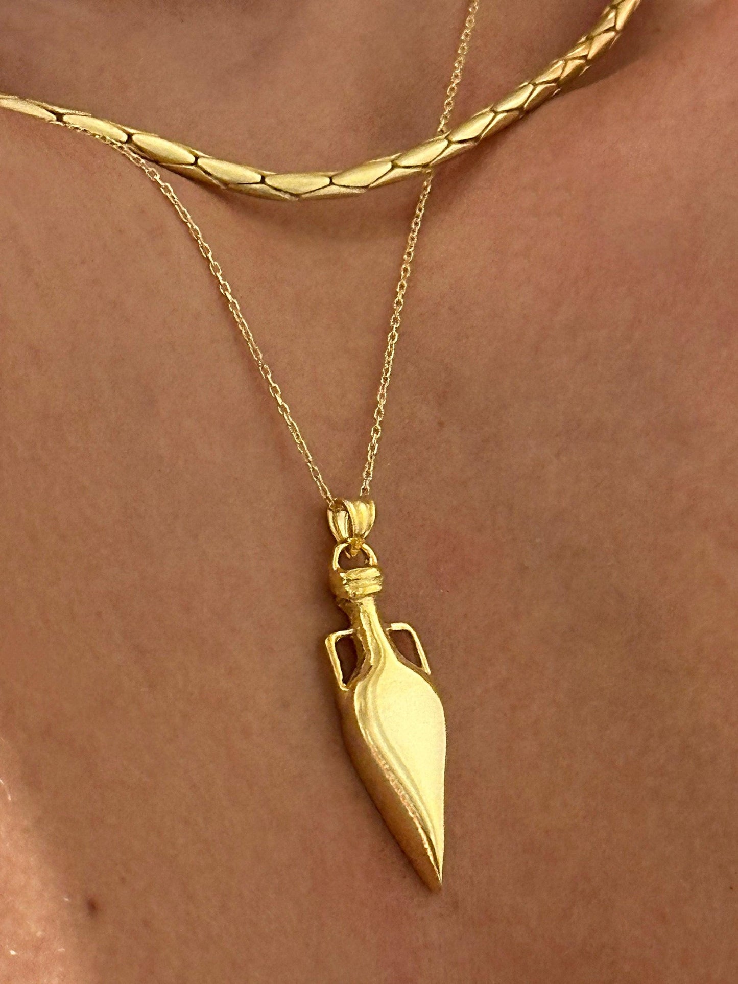 The 925 Pitcher Necklace
