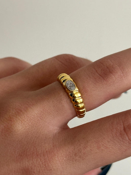 The 925 Minimalista Ring