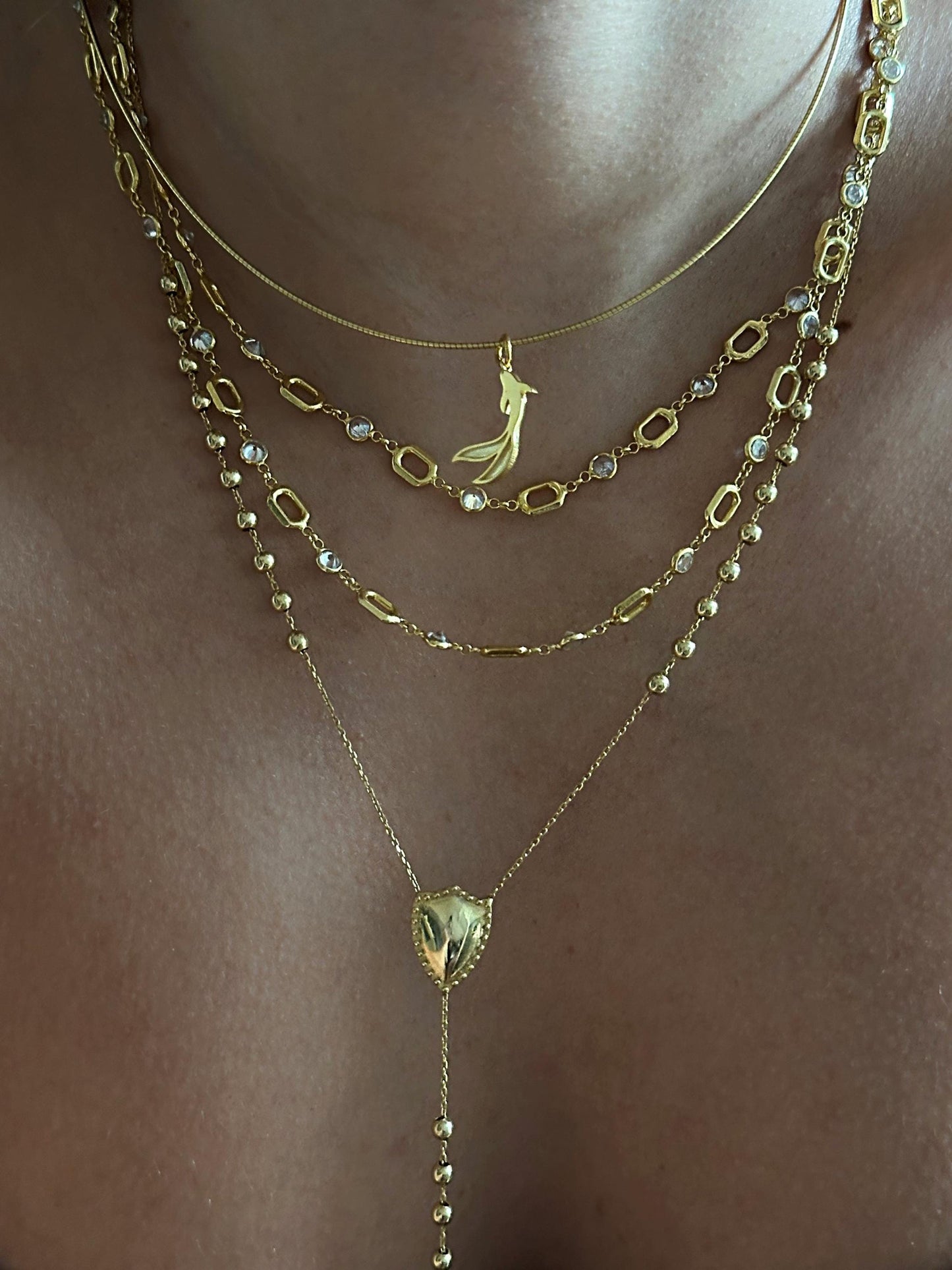 Golden Glimmer zincir kolye