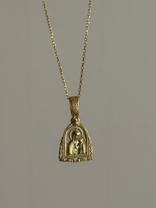 Coria Necklace