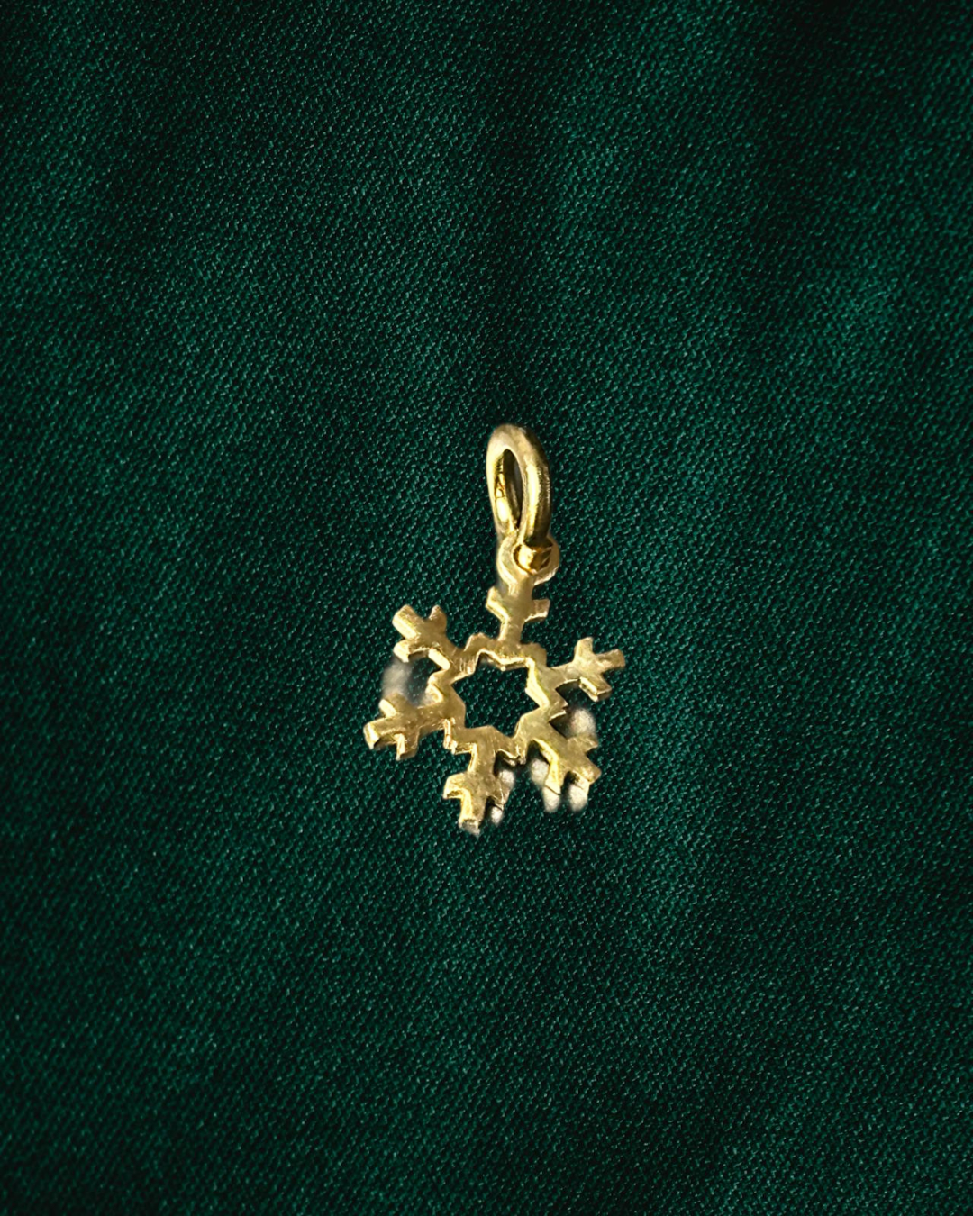 925 Snow Flake charm