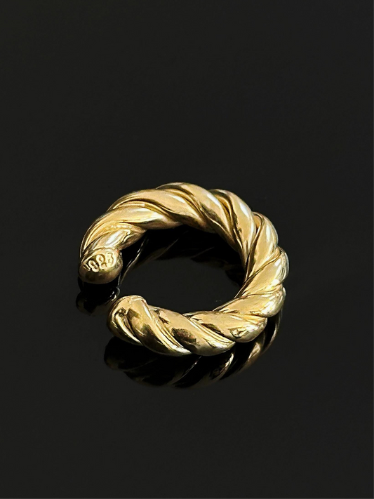 Twist it Ear Cuff