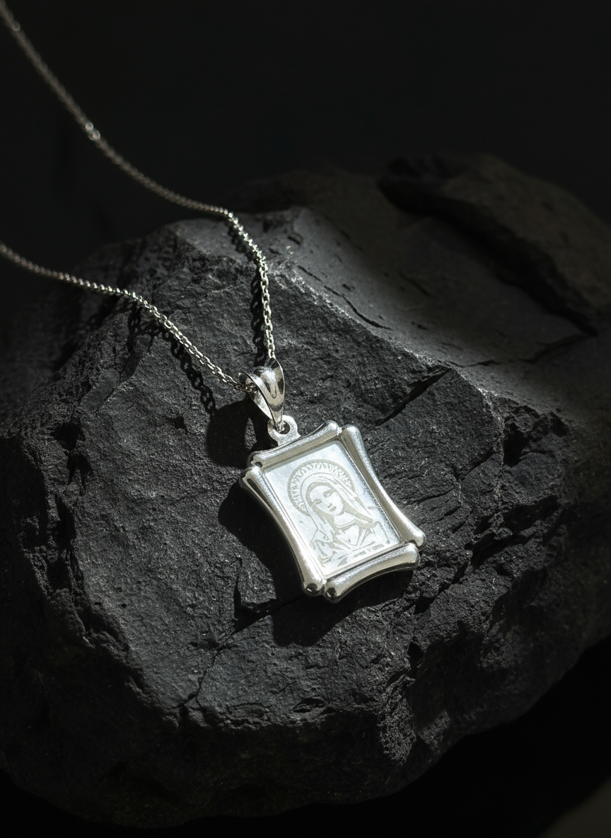 Meryem ana portresi kolye