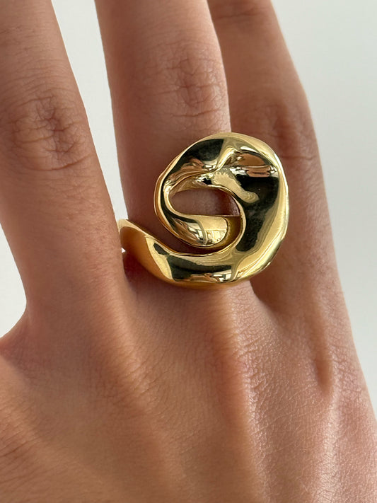 Niora Ring